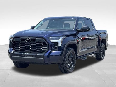Used 2024 Toyota Tundra Limited w/ TRD Off-Road Package AWD/4WD image 5