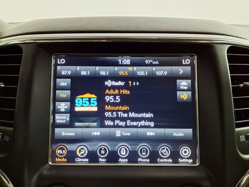 Used 2018 Jeep Grand Cherokee Laredo RWD image 18