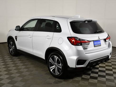Used 2025 Mitsubishi Outlander Sport ES AWD/4WD image 8