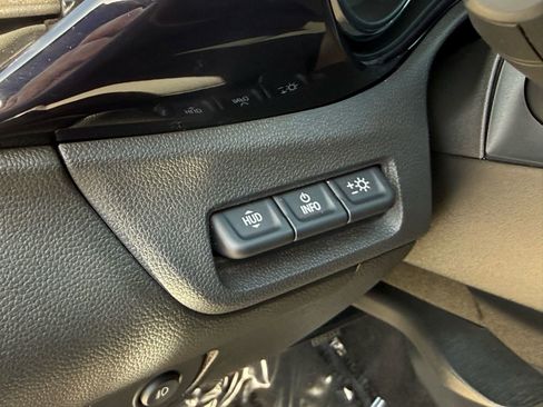 Used 2021 Buick Encore GX Select w/ Advanced Technology Package image 14