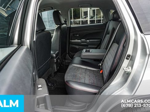 Used 2024 Mitsubishi Outlander Sport SE AWD/4WD image 20