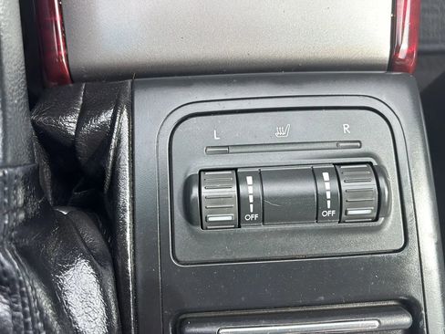 Used 2009 Subaru Outback 2.5i Limited image 8