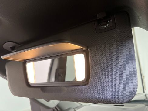 Used 2025 GMC Sierra 1500 SLT image 62