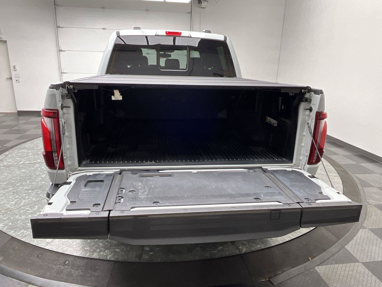 Certified 2024 Ford F150 Lariat w/ Equipment Group 502A High AWD/4WD image 35