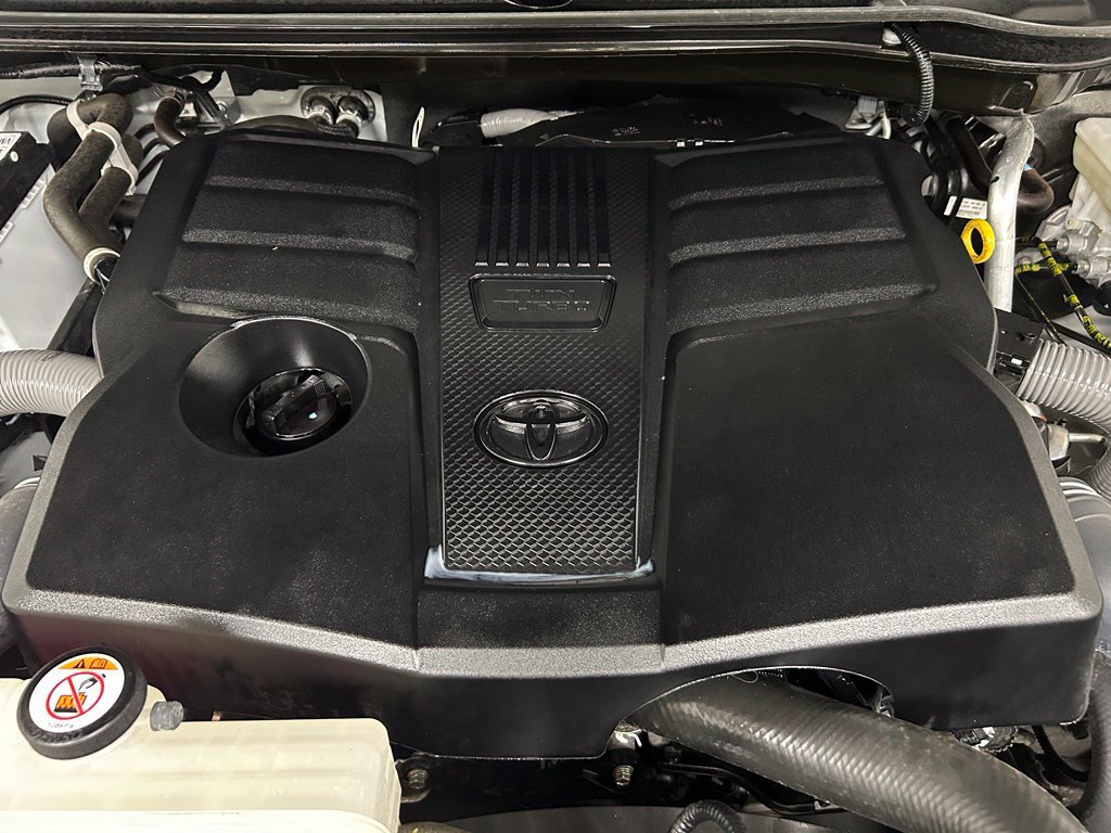Certified 2024 Toyota Tundra Limited AWD/4WD image 10