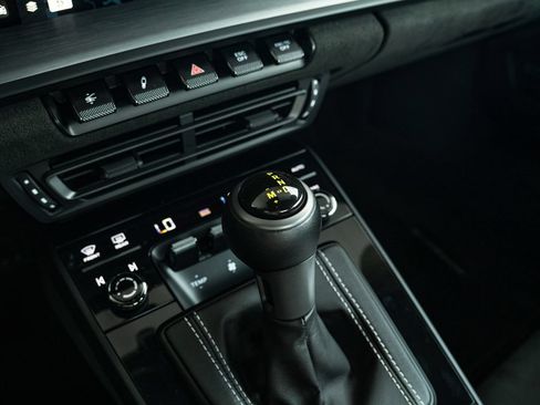 Certified 2022 Porsche 911 GT3 RWD image 15