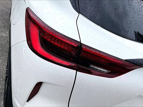 Used 2022 INFINITI QX50 Luxe w/ Appearance Package FWD image 41