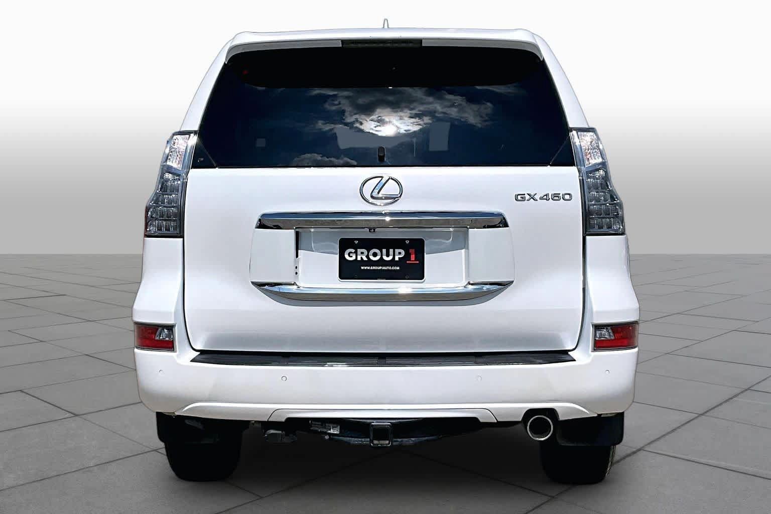 Used 2016 Lexus GX 460 w/ Premium Package AWD/4WD image 5