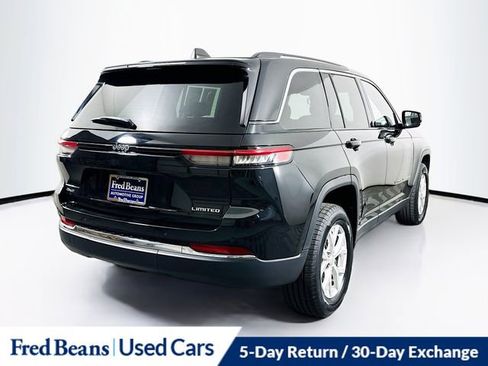 Used 2023 Jeep Grand Cherokee Limited AWD/4WD image 10