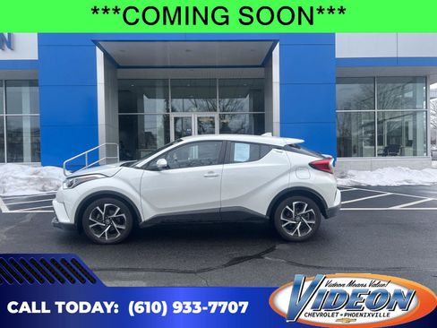 Used 2018 Toyota C-HR XLE image 1