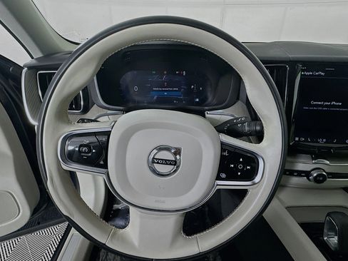 Used 2023 Volvo XC60 B5 Plus w/ Protection Package Premier image 15