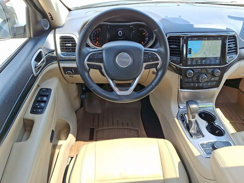 Used 2021 Jeep Grand Cherokee Limited AWD/4WD image 11