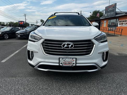 Used 2017 Hyundai Santa Fe Limited AWD/4WD image 2