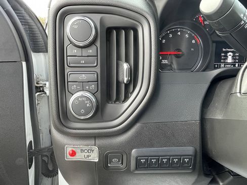 Used 2023 GMC Sierra 3500 Pro w/ Convenience Package AWD/4WD image 13