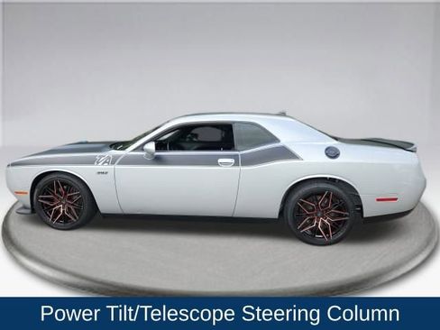 Used 2023 Dodge Challenger R/T Scat Pack w/ T/A Package image 19