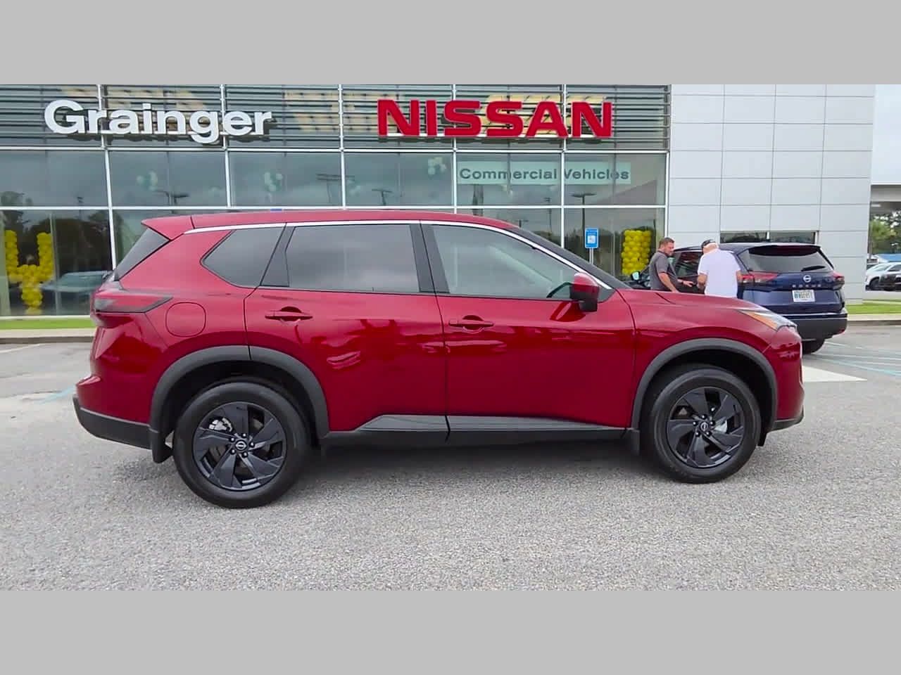 Used 2026 Nissan Rogue SV FWD image 36
