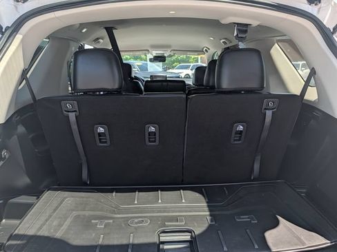Used 2025 Honda Pilot EX-L image 47