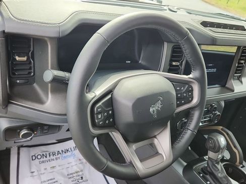 New 2025 Ford Bronco Badlands image 18