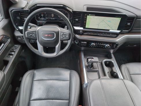 Used 2024 GMC Sierra 1500 SLT w/ SLT Premium Plus Package AWD/4WD image 29