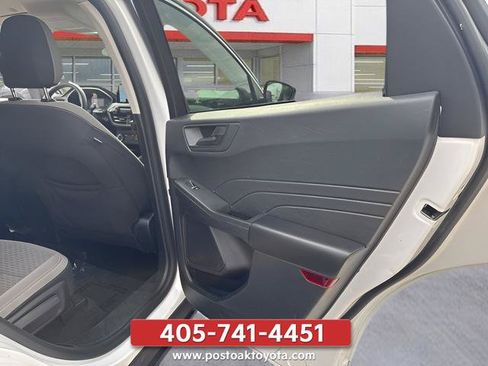 Used 2022 Ford Escape SE AWD/4WD image 10