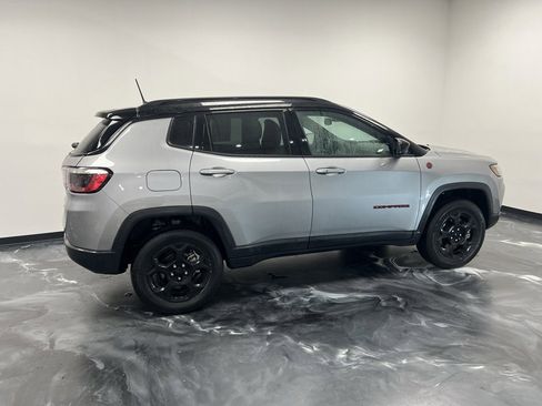 Used 2024 Jeep Compass Trailhawk image 20