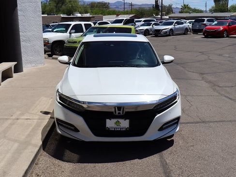 Used 2018 Honda Accord Touring image 15