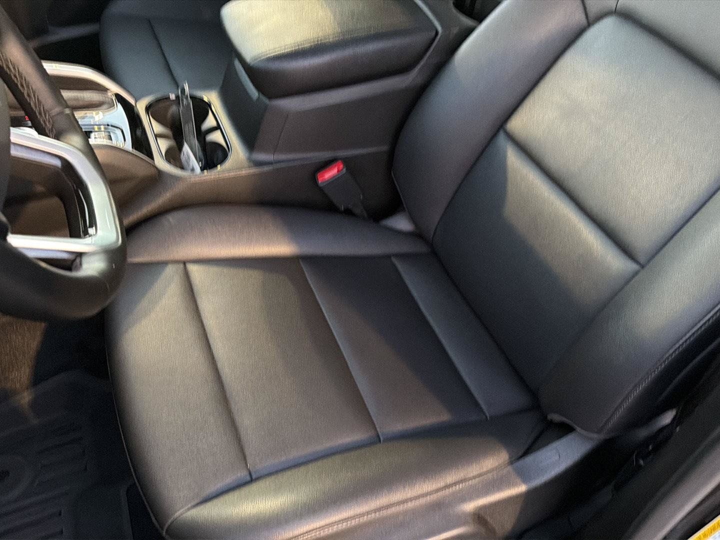 Used 2023 Chevrolet Colorado LT w/ LT Convenience Package III AWD/4WD image 30