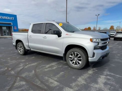 Used 2019 Chevrolet Silverado 1500 RST image 2