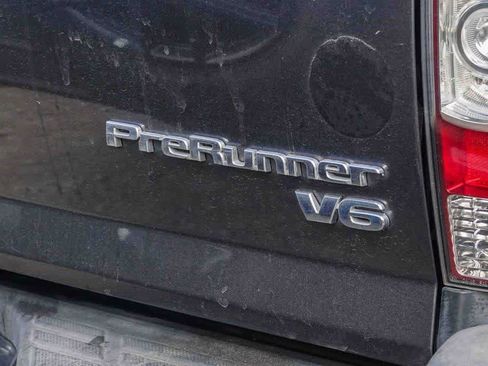 Used 2013 Toyota Tacoma PreRunner image 13