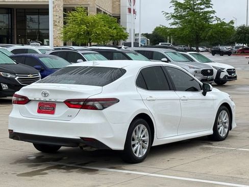 Used 2023 Toyota Camry LE FWD image 4