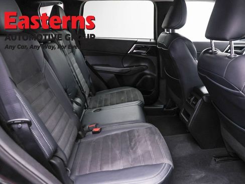 Used 2024 Mitsubishi Outlander SE AWD/4WD image 22