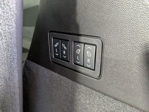 New 2025 Cadillac XT6 Premium Luxury image 12