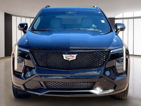 Used 2024 Cadillac XT4 Sport AWD/4WD image 3