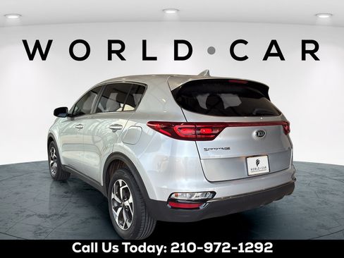 Used 2020 Kia Sportage LX FWD image 13