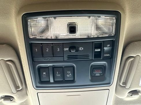 Used 2016 Toyota 4Runner Limited AWD/4WD image 24