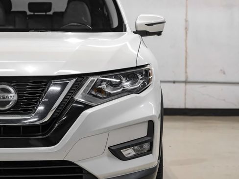 Used 2018 Nissan Rogue SL w/ Premium Package AWD/4WD image 46