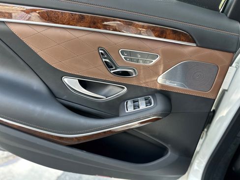 Used 2015 Mercedes-Benz S 550 4MATIC Sedan image 39