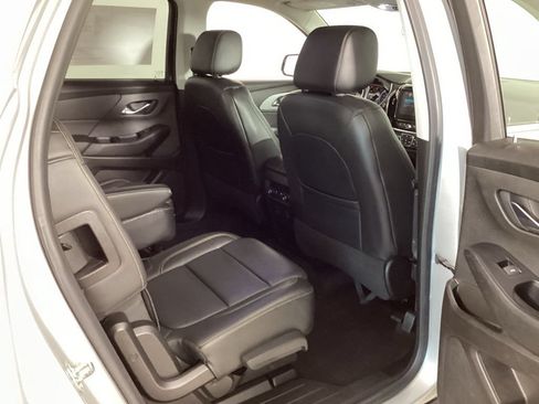 Used 2019 Chevrolet Traverse LT w/ LT Premium Package FWD image 35