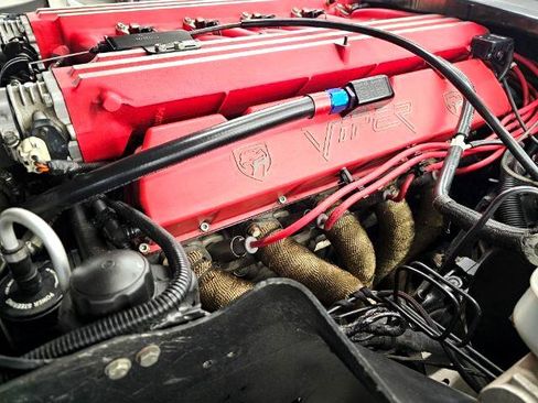 Used 2001 Dodge Viper GTS image 25