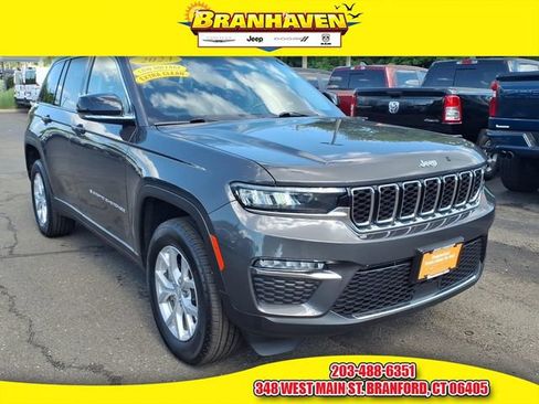Certified 2023 Jeep Grand Cherokee Limited AWD/4WD image 1
