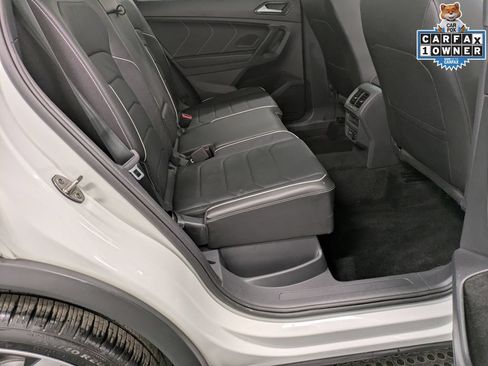 Used 2023 Volkswagen Tiguan SEL R-Line AWD/4WD image 28
