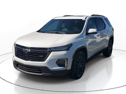 Certified 2023 Chevrolet Traverse RS AWD/4WD image 2