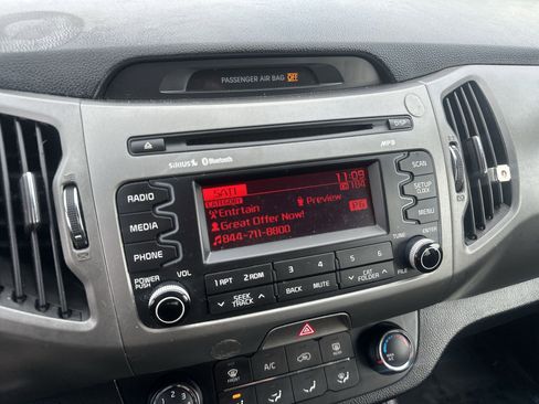 Used 2015 Kia Sportage LX image 12