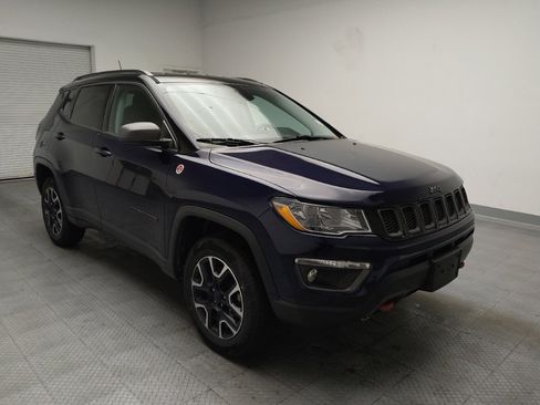 Used 2019 Jeep Compass Trailhawk w/ Cold Weather Group AWD/4WD image 13