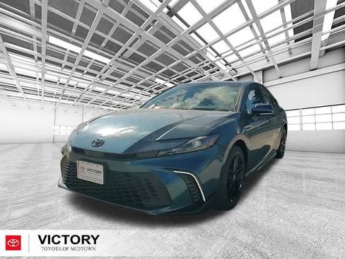 Used 2026 Toyota Camry SE w/ Multimedia Upgrade Package AWD/4WD image 7