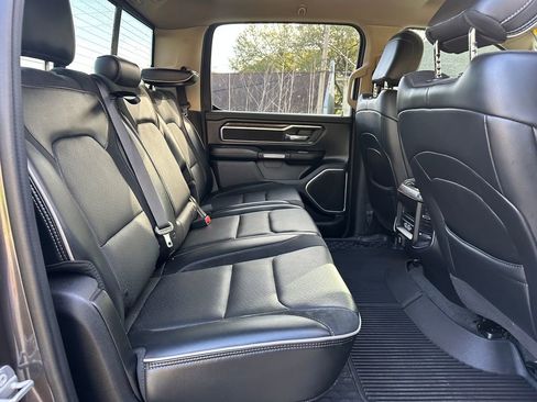 Used 2019 RAM 1500 Laramie image 33