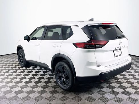 New 2026 Nissan Rogue SV FWD image 5