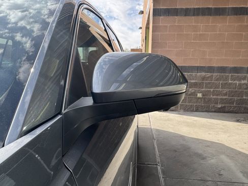 Used 2024 Volkswagen Atlas SEL Premium R-Line image 12