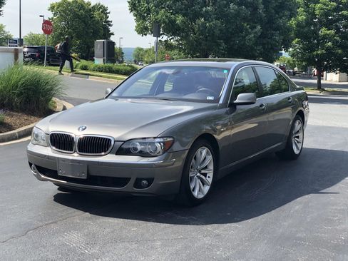 Used 2007 BMW 750Li image 1