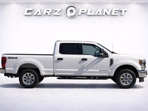 Used 2021 Ford F250 XLT image 2